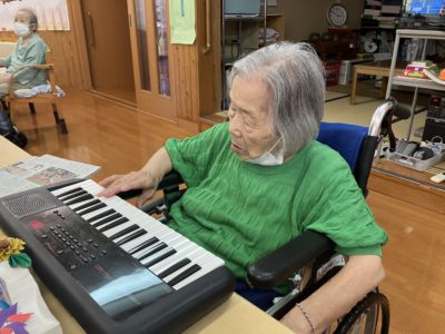 47975C51-8057-49F2-95E9-6BFB7EB7F4F6